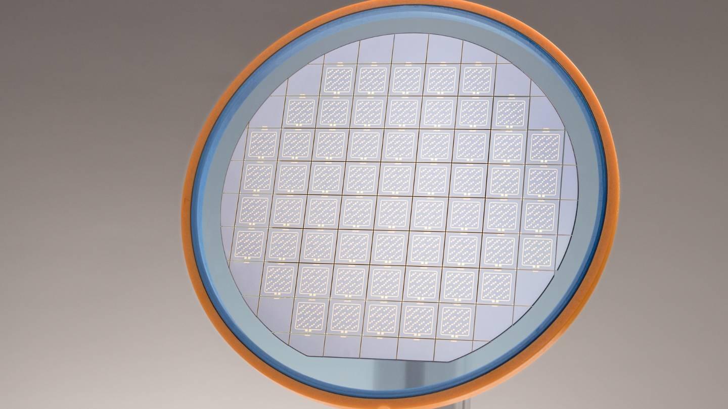 OFET substrates from Fraunhofer IPMS as wafer