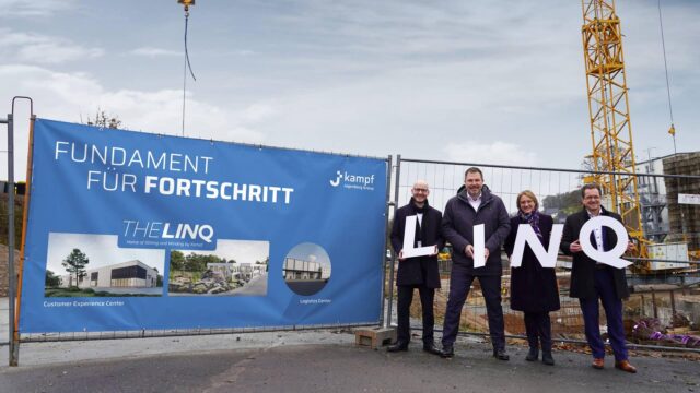 from left to right: Dr. Benedikt Sitte, COO of Kampf; Markus Vollmer, CEO of Kampf; Rike Johnsen, CFO of Kampf; Andre Lang, architectural firm Lang & Stranzenbach