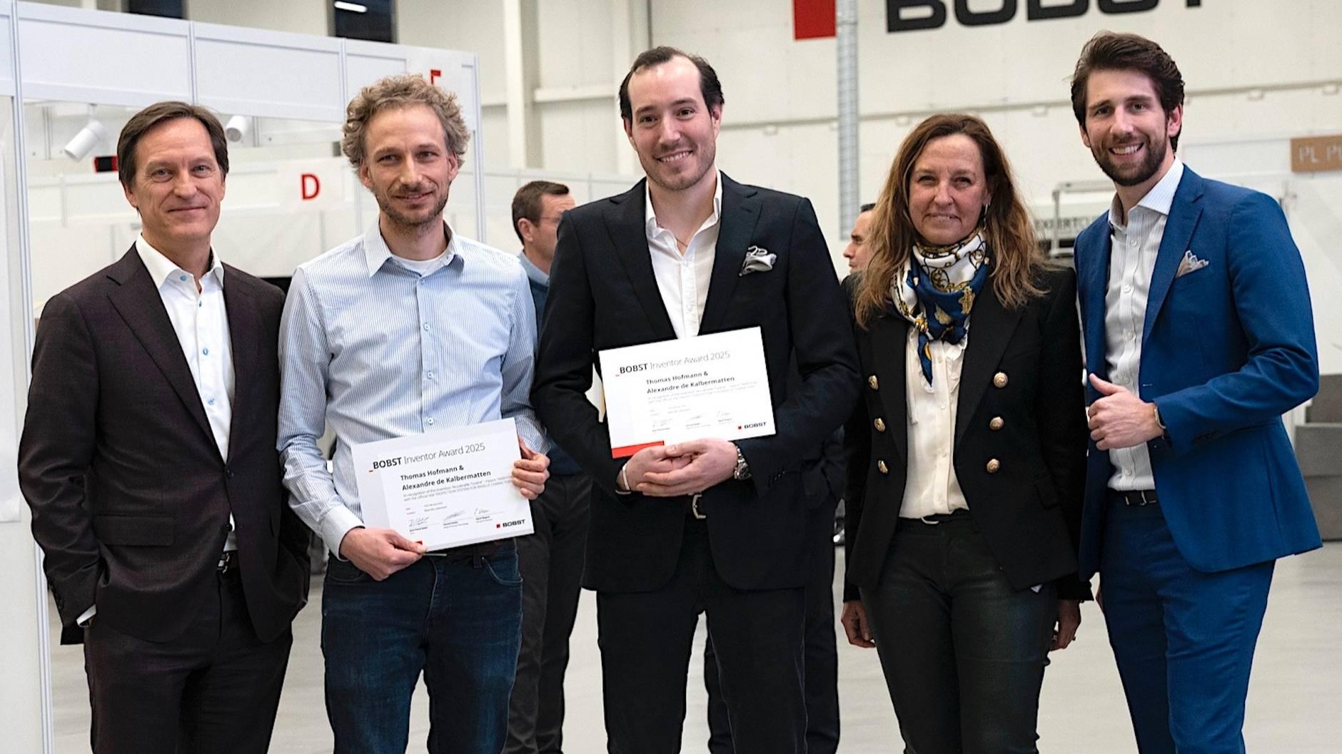 From left to right: Jean-Pascal Bobst, CEO Bobst Group; Thomas Hofmann, Lead Optical Microsystem Engineer; Alexandre de Kalbermatten, Corporate Venture; Sigrid Wagner, Group IP Director; Leonard Badet, Chief Technology Officer at BOBST