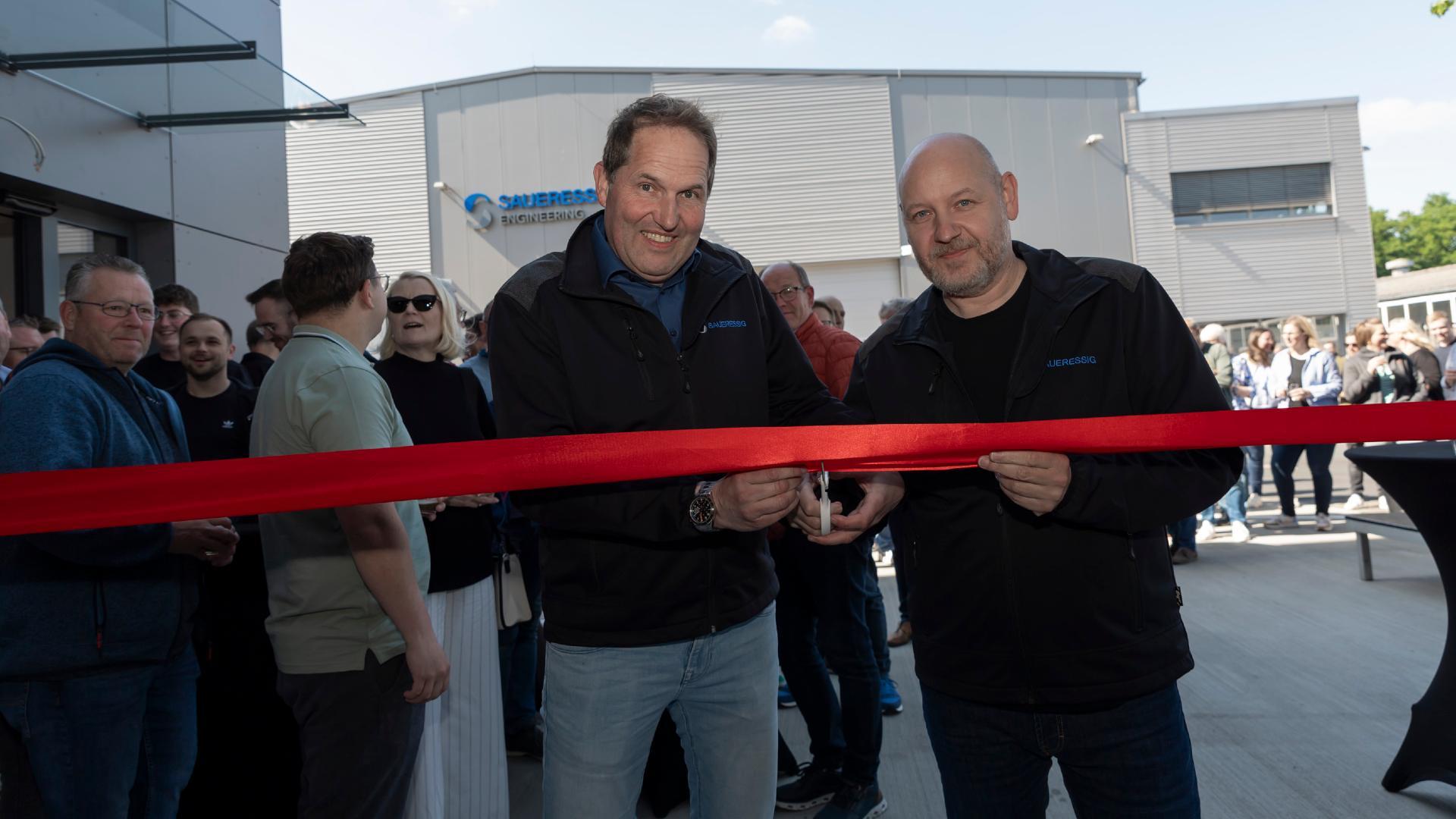 Ribbon cutting ceremony in Vreden