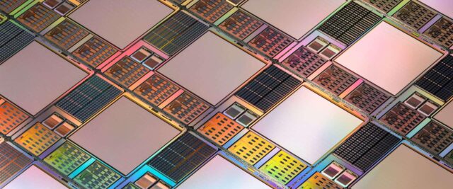 SWISSMODICS wafer prior to dicing, showing the Read-Out-Integrated Circuit (ROIC) and test structures
