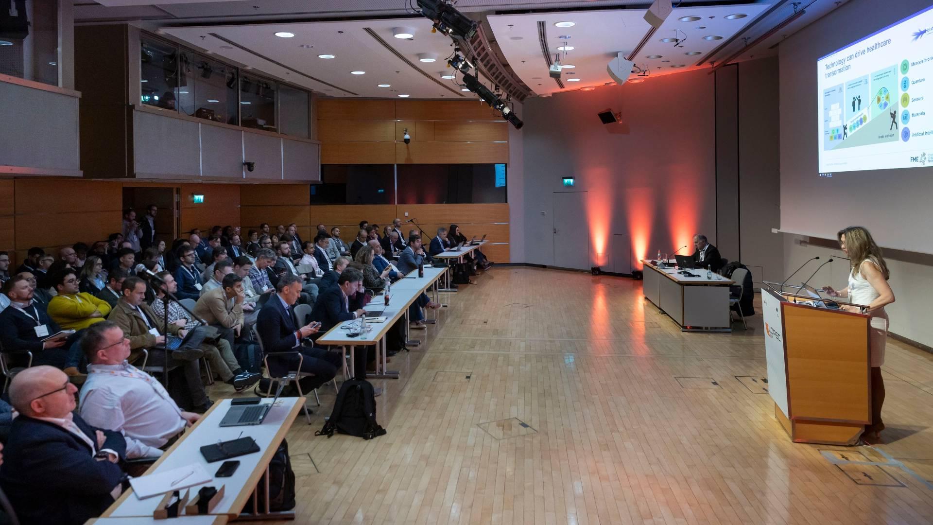 Conference session at LOPEC 2025