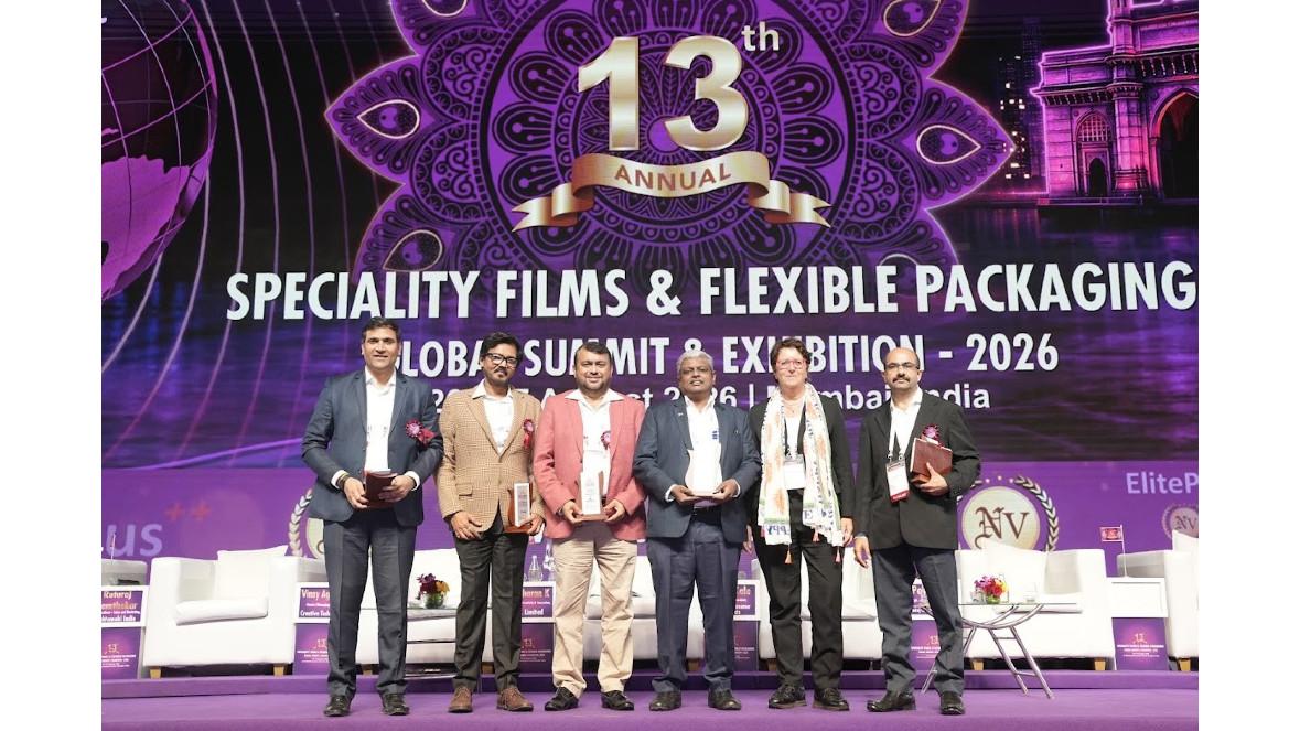 Andrea Glawe with participants of India's leading packaging conference