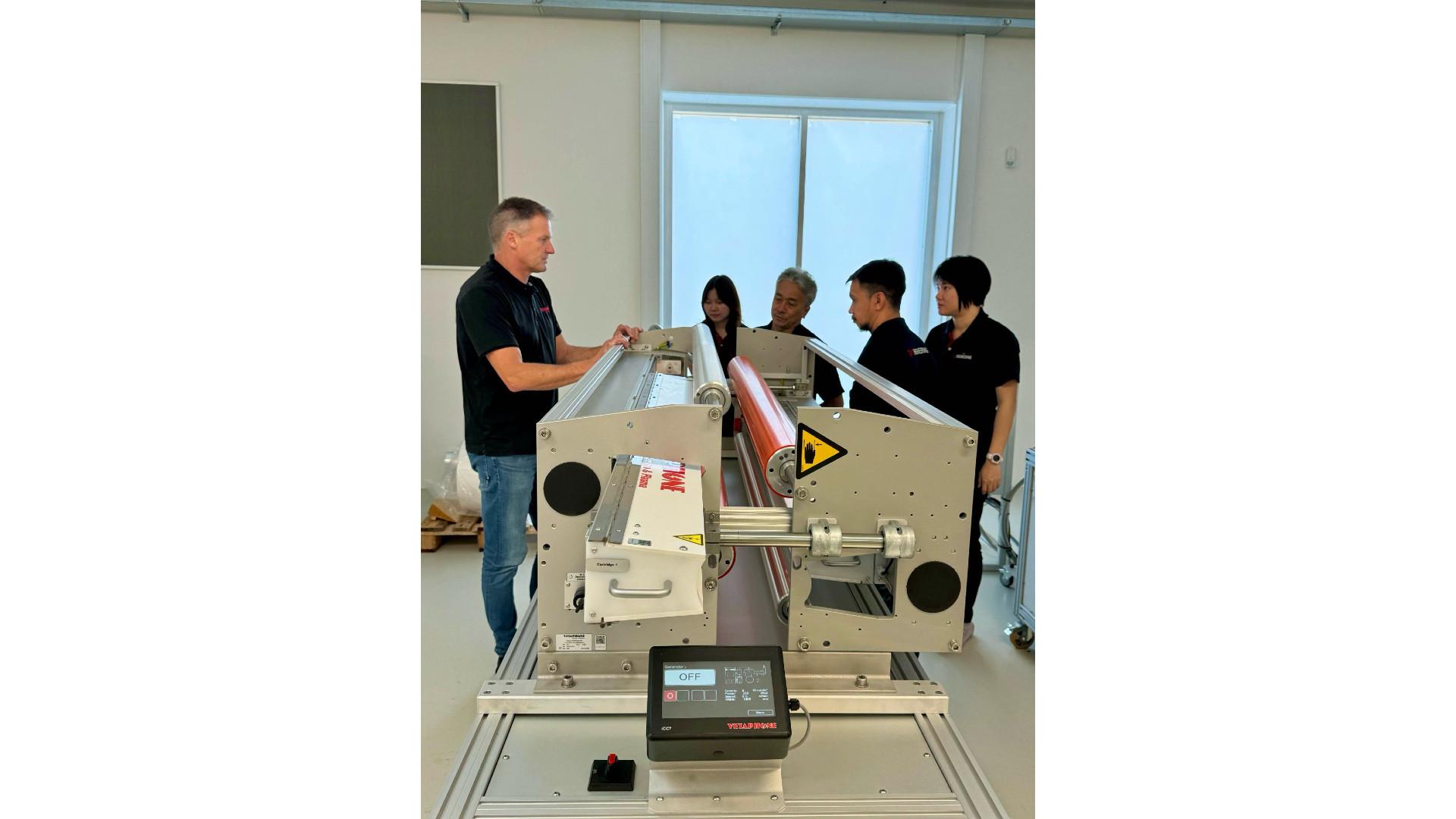 Training session in Vetaphone's lab